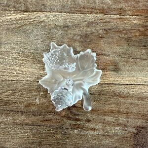 Swarovski Baby Snails on Leaf -RETIRED